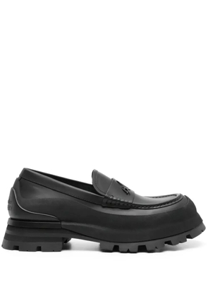 Alexander McQueen Seal-logo leather loafers - Black