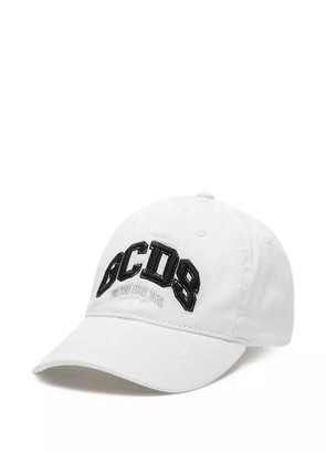 GCDS logo-embroidered baseball cap - White