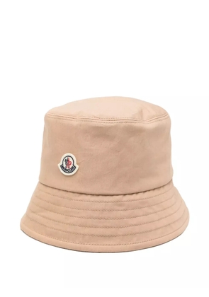 Moncler logo-patch bucket hat - Neutrals