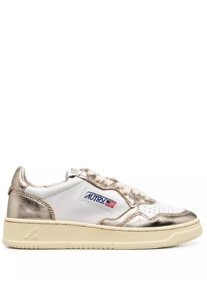 Autry Medalist Low 'Bicolor White/Platinum' sneakers