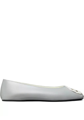 Tory Burch Reva logo-plaque ballet flats - Grey