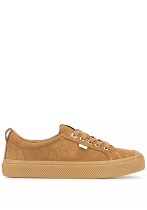 Cariuma OCA low-top suede sneakers - Brown