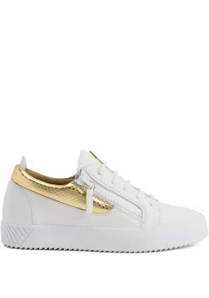 Giuseppe Zanotti Gail snakeskin-panel zip-detail sneakers - Gold