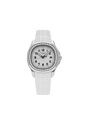 Patek Philippe Pre-Owned 2025 unworn Aquanaut Luce 39mm - White