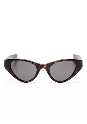 Saint Laurent Eyewear cat-eye frame sunglasses - Brown