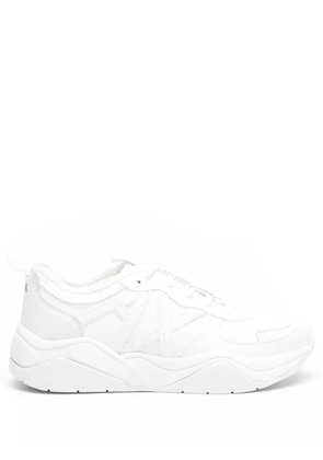 Armani Exchange side logo-detail sneakers - White
