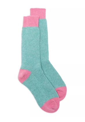 Guest In Residence ribbed colour-block socks - Blue