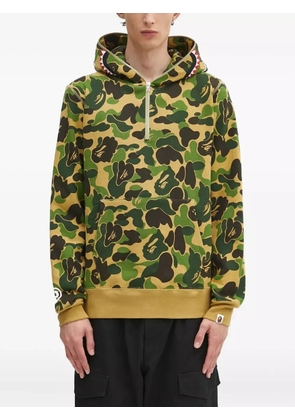 A BATHING APE® camouflage zip-up hoodie - Green