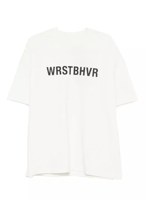 WRSTBHVR logo-print T-shirt - Neutrals