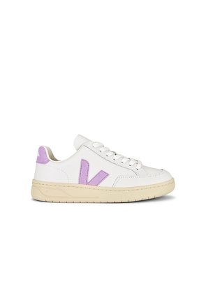 Veja V-12 Sneaker in White. Size 36. Also in 39.