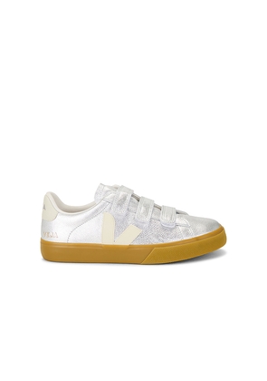 Veja Recife Sneaker in Metallic Silver. Size 40. Also in 41, 42, 43, 44, 45, 46.