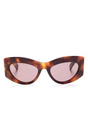 Gucci Eyewear cat eye-frame sunglasses - Brown