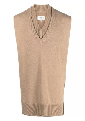 Maison Margiela layered V-neck vest - Brown