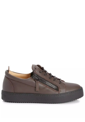 Giuseppe Zanotti Nicki zip-detail sneakers - Brown