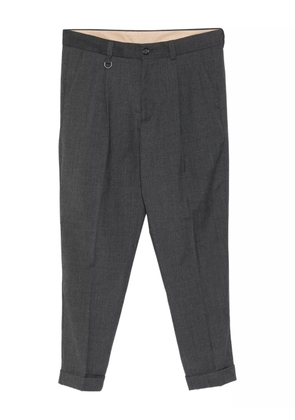 Paolo Pecora pleated-cuffed trousers - Grey
