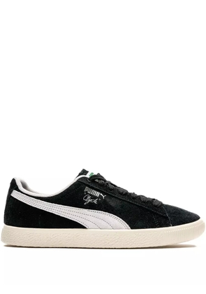 PUMA Clyde Hairy Suede 'Black' sneakers