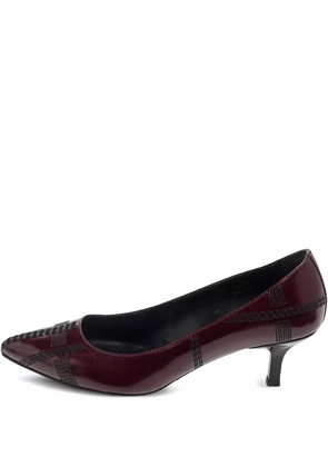 Tod's Vintage 2024 pre-owned pointed-toe embroidered leather pumps - Brown