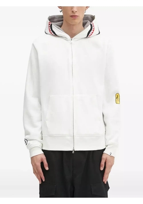 A BATHING APE® shark-motif zip-up hoodie - White