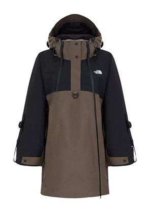 The North Face panelled-design hooded cape coat - Brown