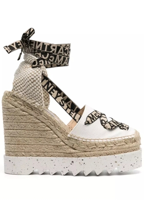 Stella McCartney Gaia 140mm wedge espadrilles - White