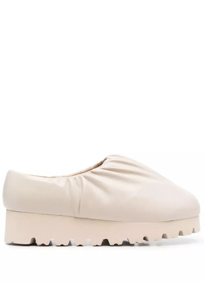 YUME YUME slip-on mules - Neutrals