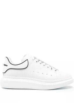 Alexander McQueen Oversized lace-up sneakers - White