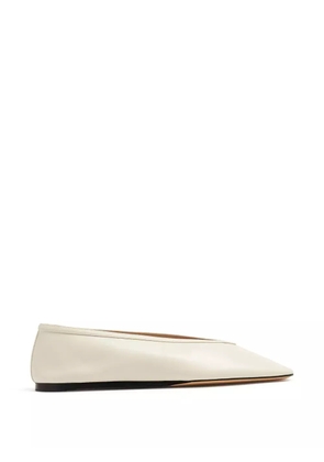 Le Monde Beryl Luna leather ballerina shoes - White