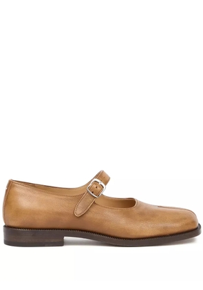 Maison Margiela Tabi Mary Jane loafers - Neutrals