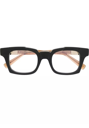 Kuboraum logo embossed glasses - Black