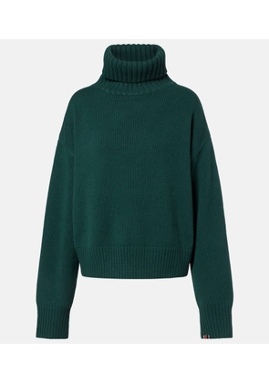 Extreme Cashmere Crop Xtra cashmere turtleneck sweater