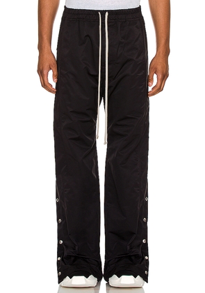 DRKSHDW by Rick Owens Pusher Pant in Black. Size L. Also in M, XL/1X.