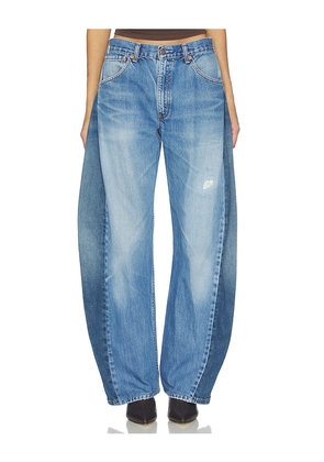 aligrace Two Tone Barrel Jeans in Blue. Size 23. Also in 24, 25, 26, 29, 31, 33, 34.