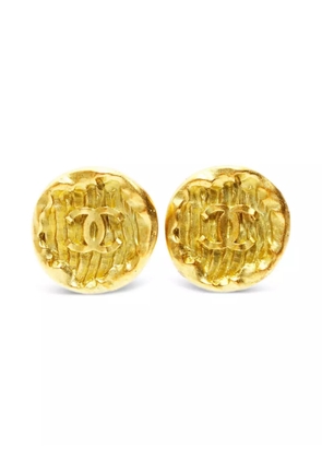 CHANEL Pre-Owned 1995 CC clip-on earrings - Gold