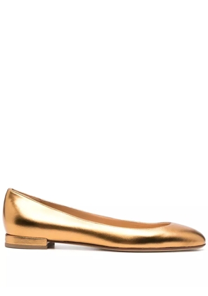 Francesco Russo metallic leather ballerina shoes - Gold