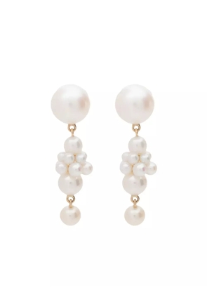 Sophie Bille Brahe 14kt yellow gold Petite Tulipe pearl earrings