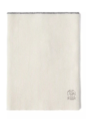 Brunello Cucinelli ribbed-knit logo-embroidered scarf - Neutrals
