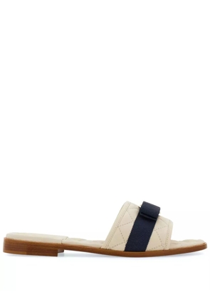 Ferragamo Vara Bow-appliqué quilted slides - White