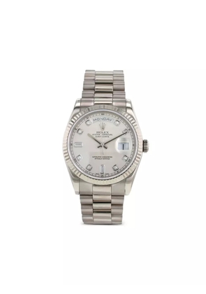 Rolex 2002 pre-owned Day-Date 36mm - Silver