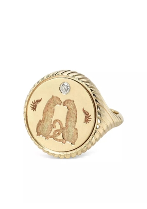 Retrouvaí 14K yellow gold Alchemy Love signet ring