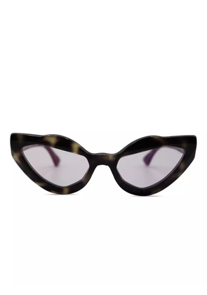 Kuboraum Mask Y8 cat-eye sunglasses - Brown