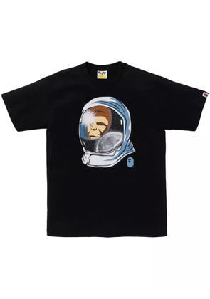 A BATHING APE® graphic-print T-shirt - Black