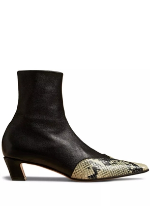 KHAITE The Neveda leather boots - Black
