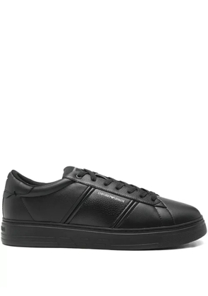 Emporio Armani logo-print low-top sneakers - Black