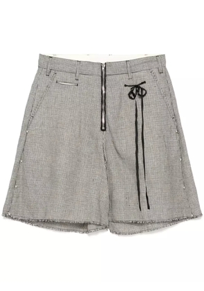 midorikawa raw edge short - White