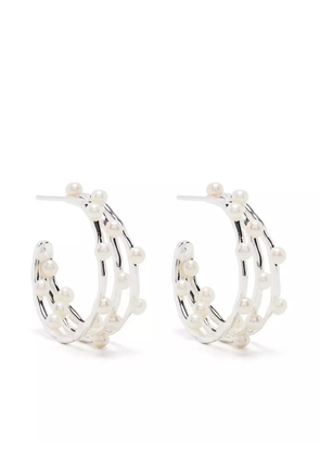 DOWER AND HALL medium Waterfall pearl-embellished earrings - Silver