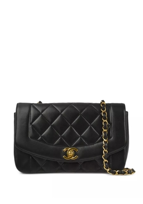 CHANEL Pre-Owned 1995 small Diana shoulder bag - Black
