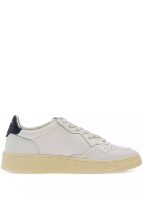 Autry Medalist perforated leather sneakers - White