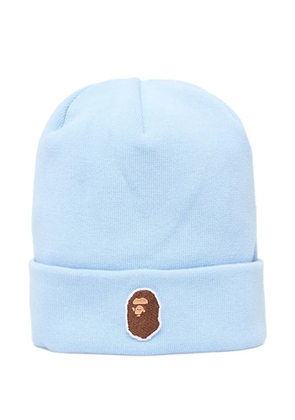 A BATHING APE® logo patch knit beanie - Blue