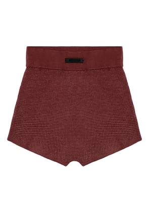 FEAR OF GOD ESSENTIALS high-waisted waffle-knit shorts - Red