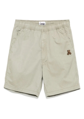 izzue logo-embroidered shorts - Neutrals